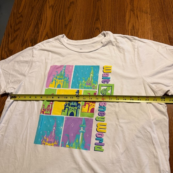 Walt Disney World XXL white tshirt with great vintage‎ logo and colors - Picture 4 of 7